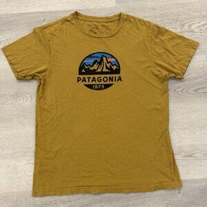 Patagonia Organic Cotton Logo Tee Mustard Yellow Men’s M